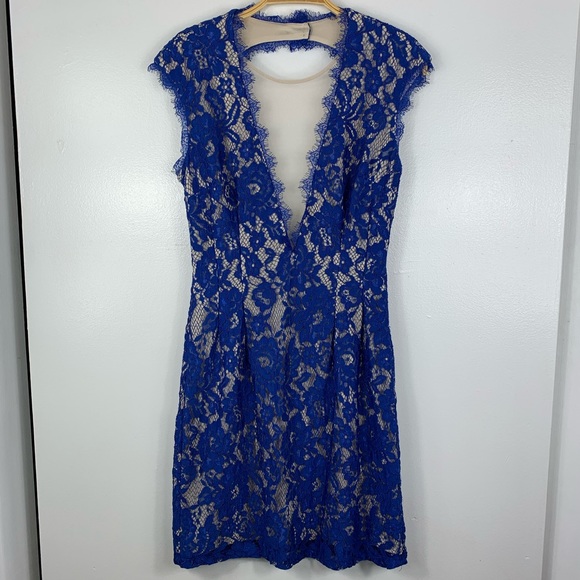 Aidan Mattox | V-Neck Lace Blue Cocktail Dress | Size 6 - Picture 2 of 8